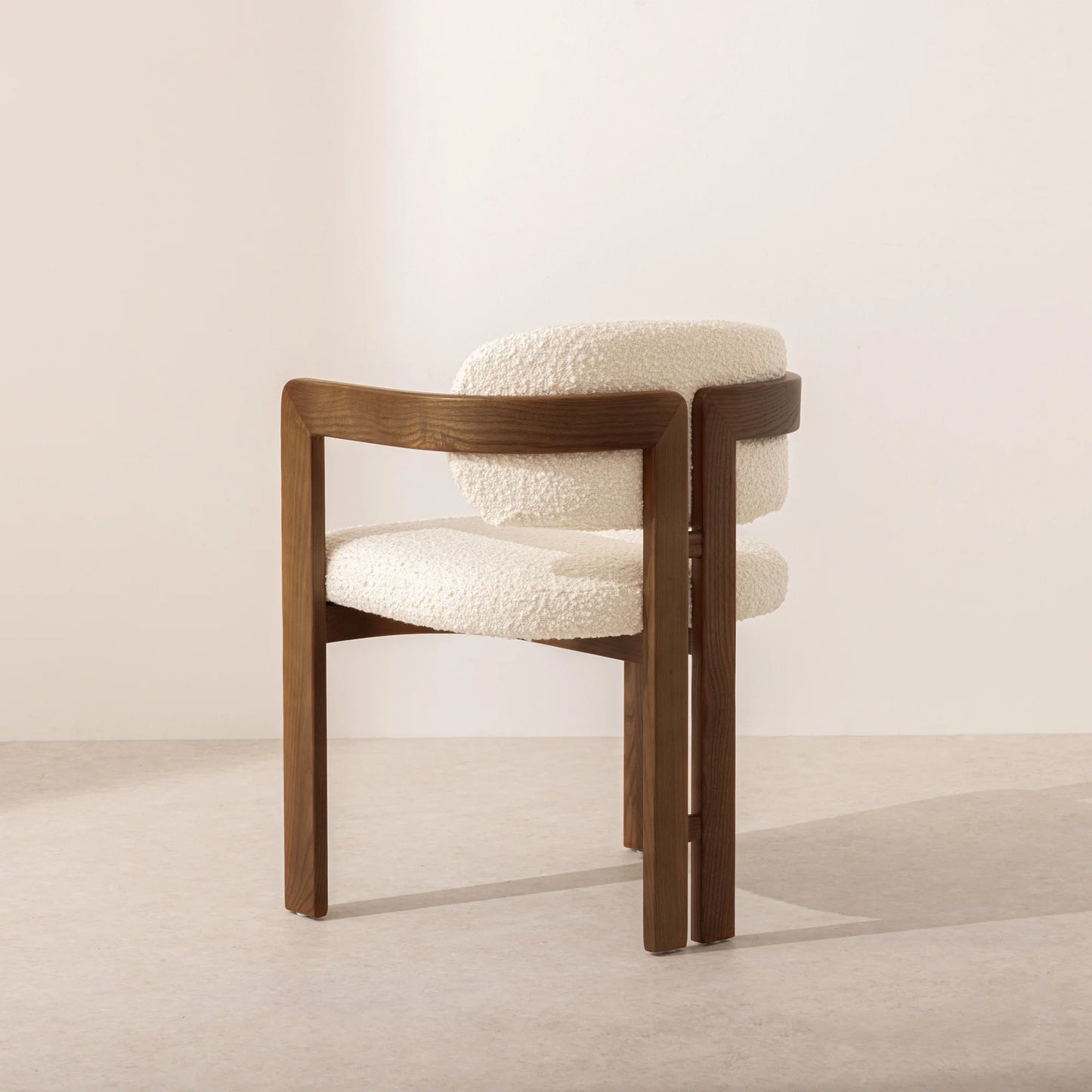 Exeter Elegence Chair