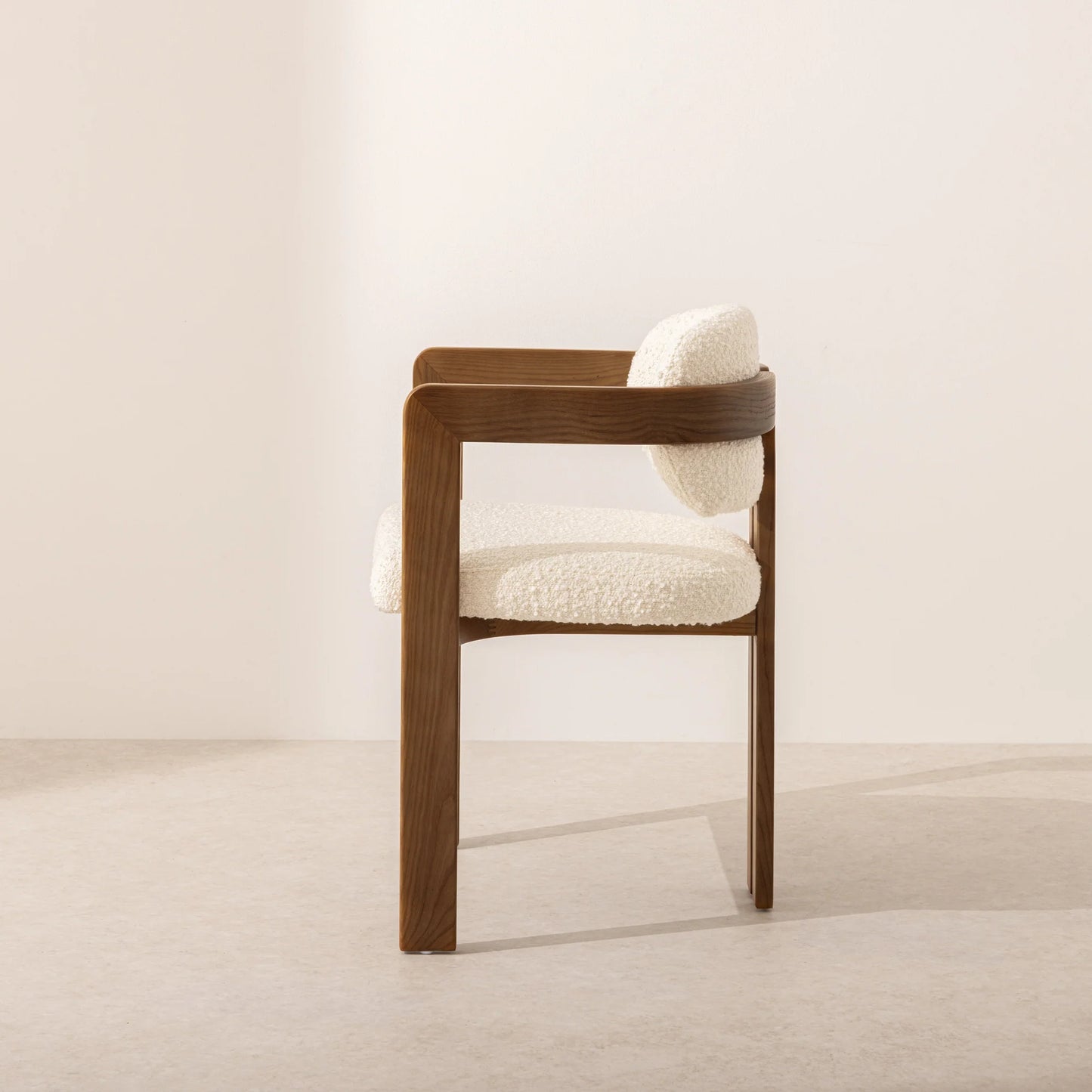 Exeter Elegence Chair