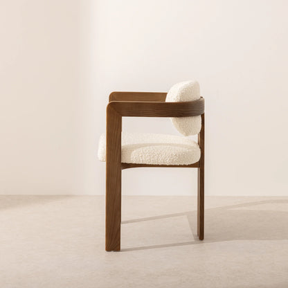 Exeter Elegence Chair